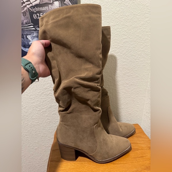 Target Tan Over the Knee Boots Suede - Picture 1 of 3